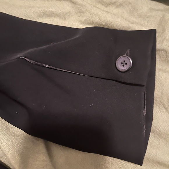 Able Classic Black Blazer - Picture 5 of 7